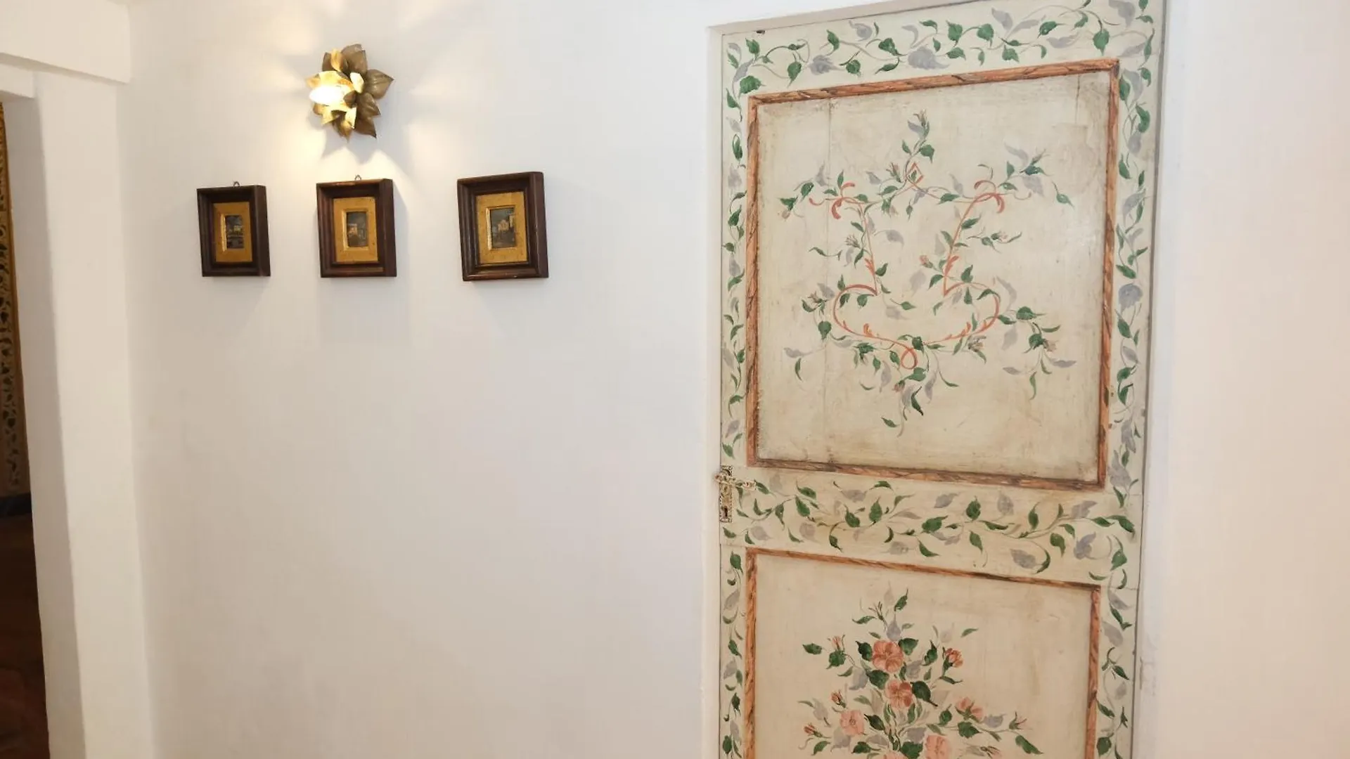 Apartamento Grandma'S Home Génova Itália